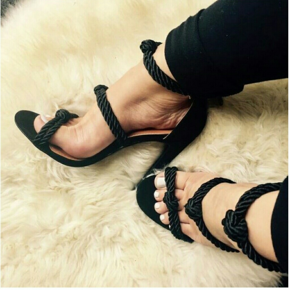 Black Knotted Sandals